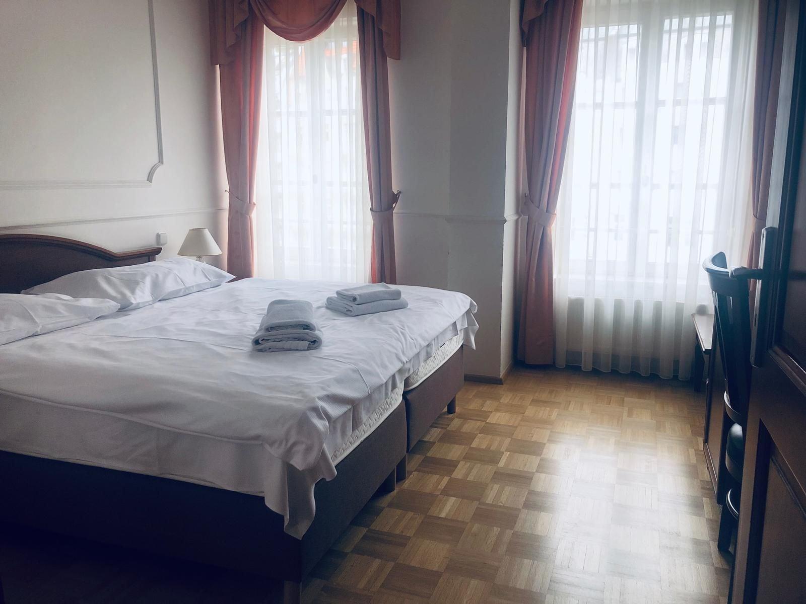 Hotel Renesance Krasna Kralovna Karlovy Vary Dış mekan fotoğraf