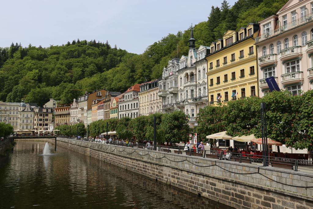 Hotel Renesance Krasna Kralovna Karlovy Vary Dış mekan fotoğraf