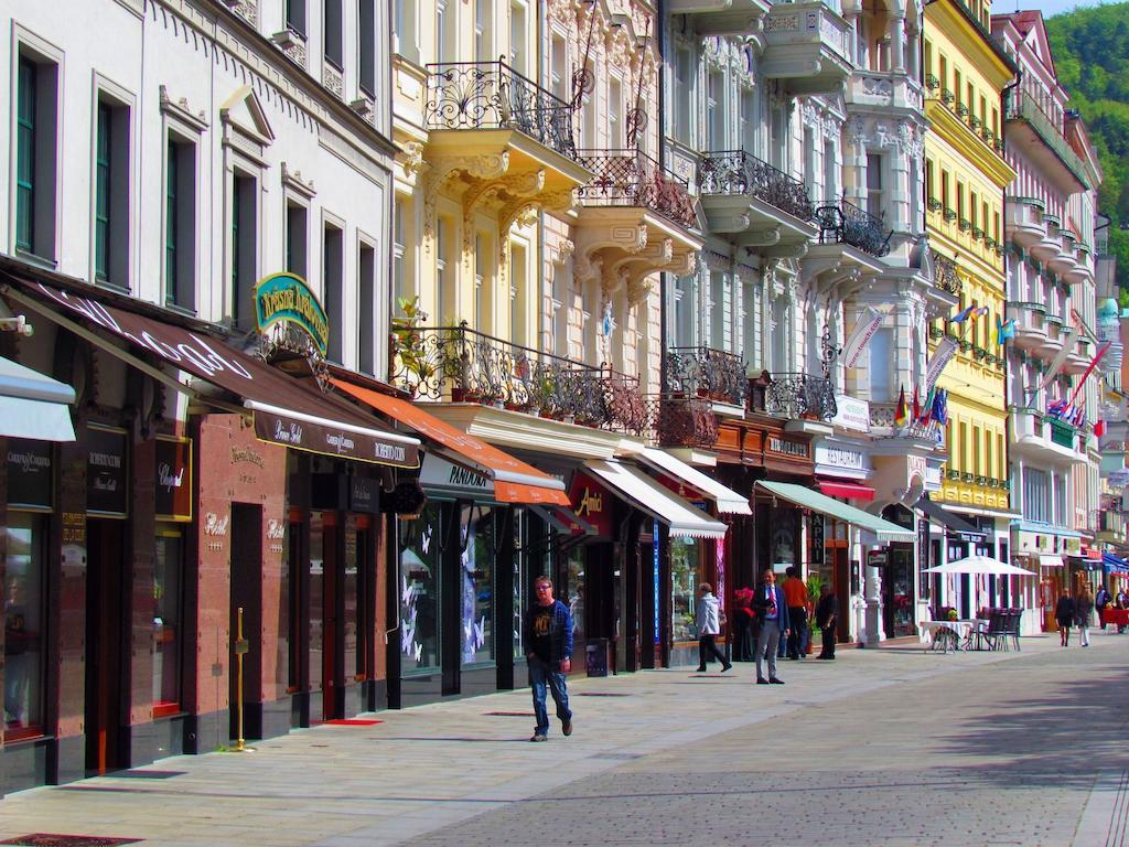 Hotel Renesance Krasna Kralovna Karlovy Vary Dış mekan fotoğraf